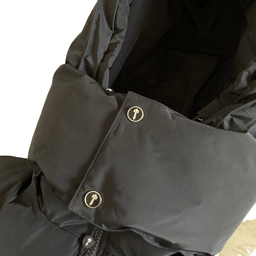 Jaqueta Trapstar Irongate Detachable Hood Preta