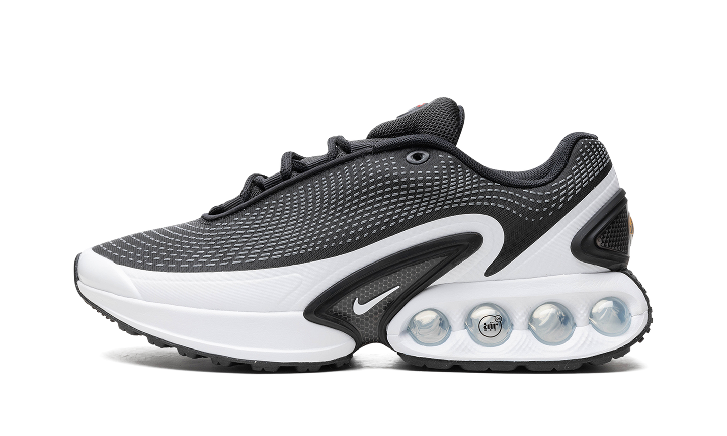 Air Max Dn "Black / White"