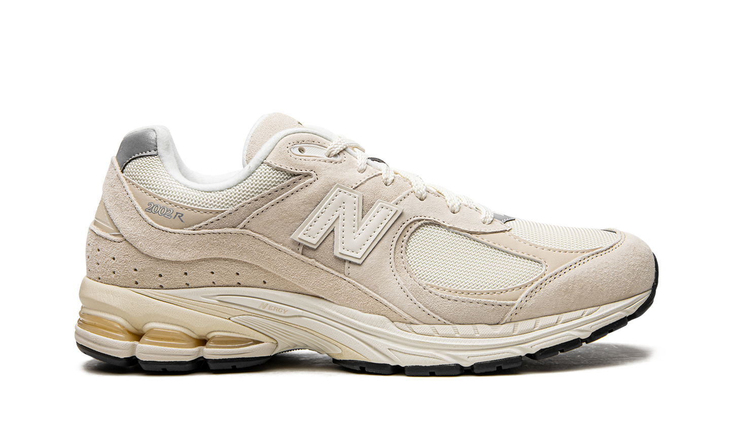 2002R "Calm Taupe"
