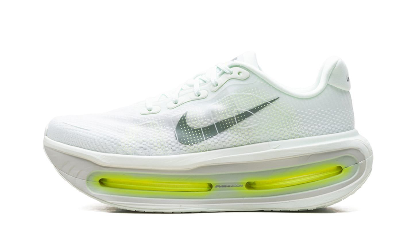 Vomero Premium "Barely Volt"