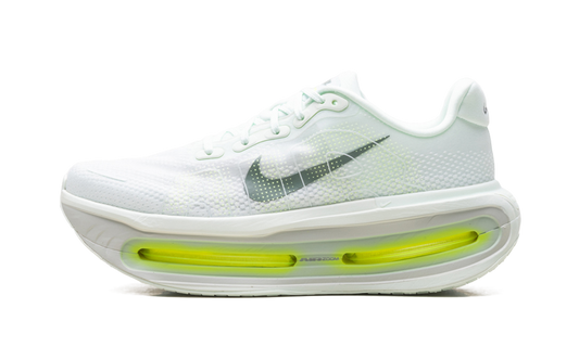 Vomero Premium "Barely Volt"