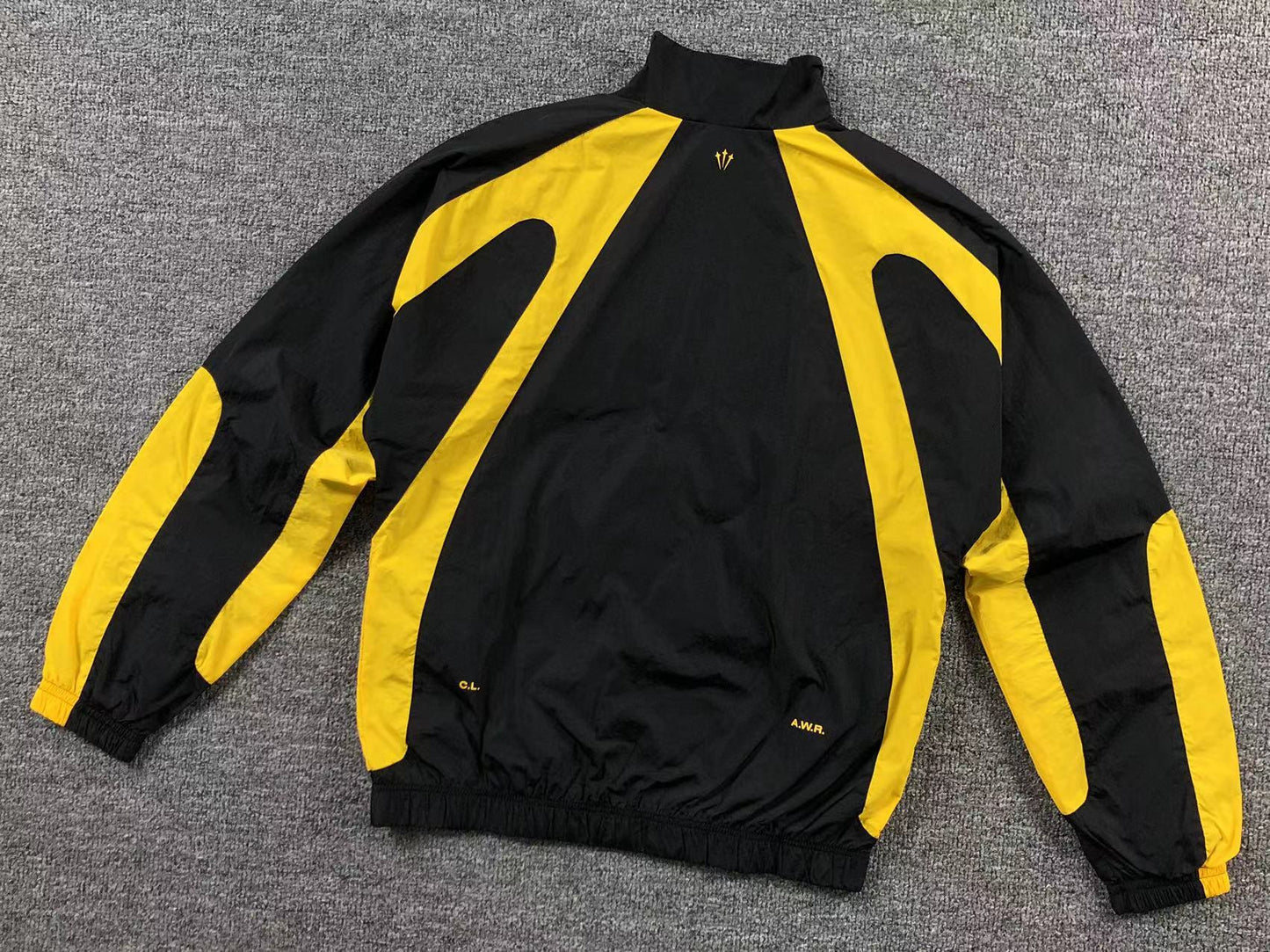 Conjunto Nike x NOCTA Woven "Amarelo e Preto"