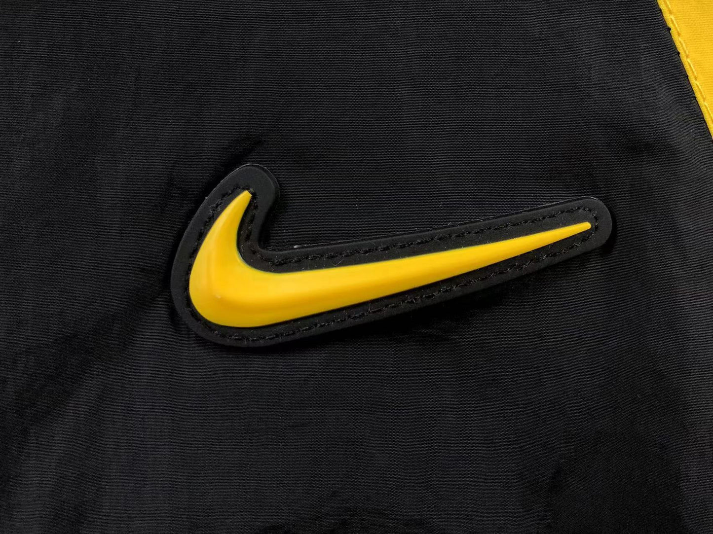 Conjunto Nike x NOCTA Woven "Amarelo e Preto"