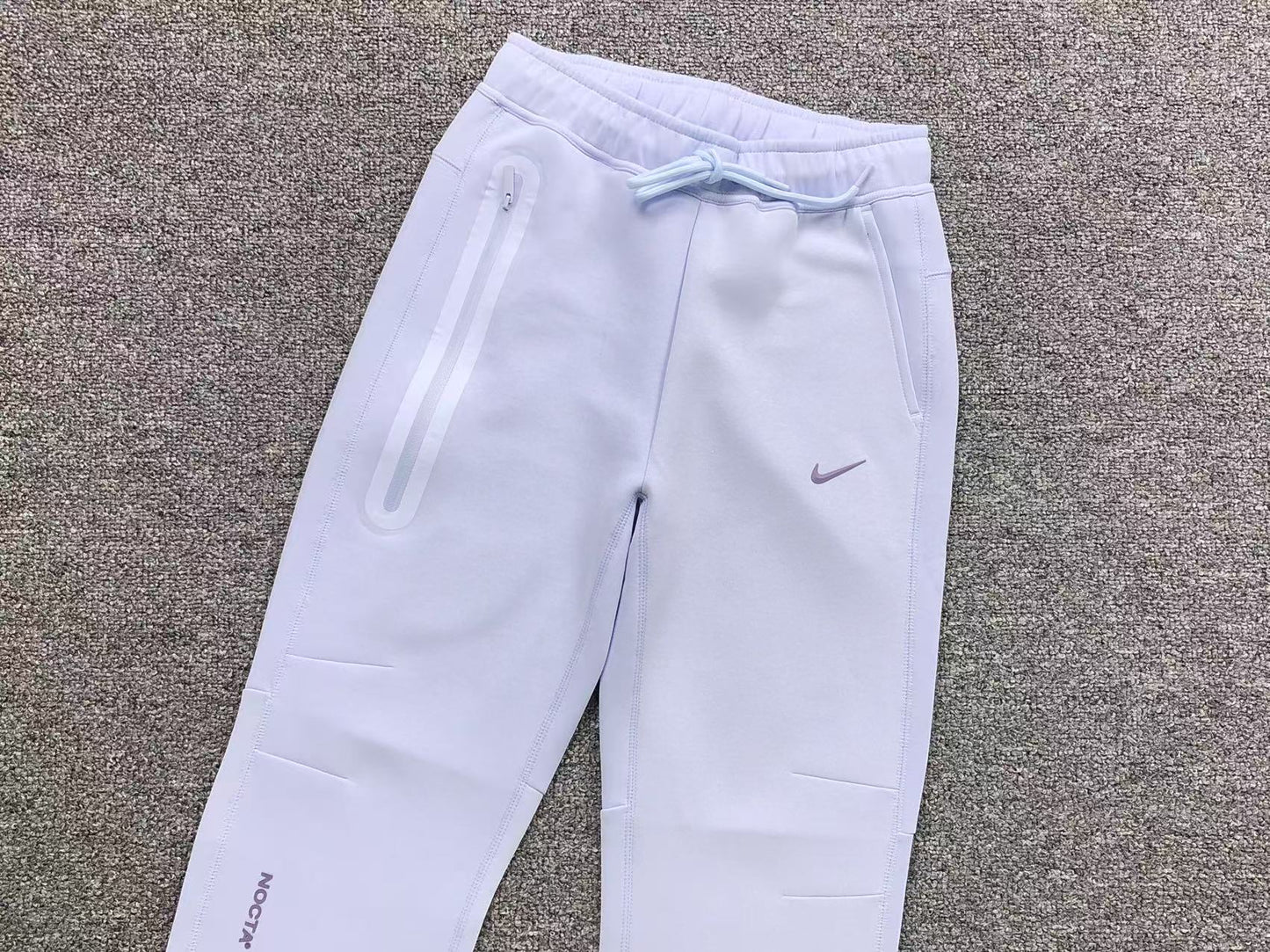 Nike x NOCTA Tech Fleece "Lilás"