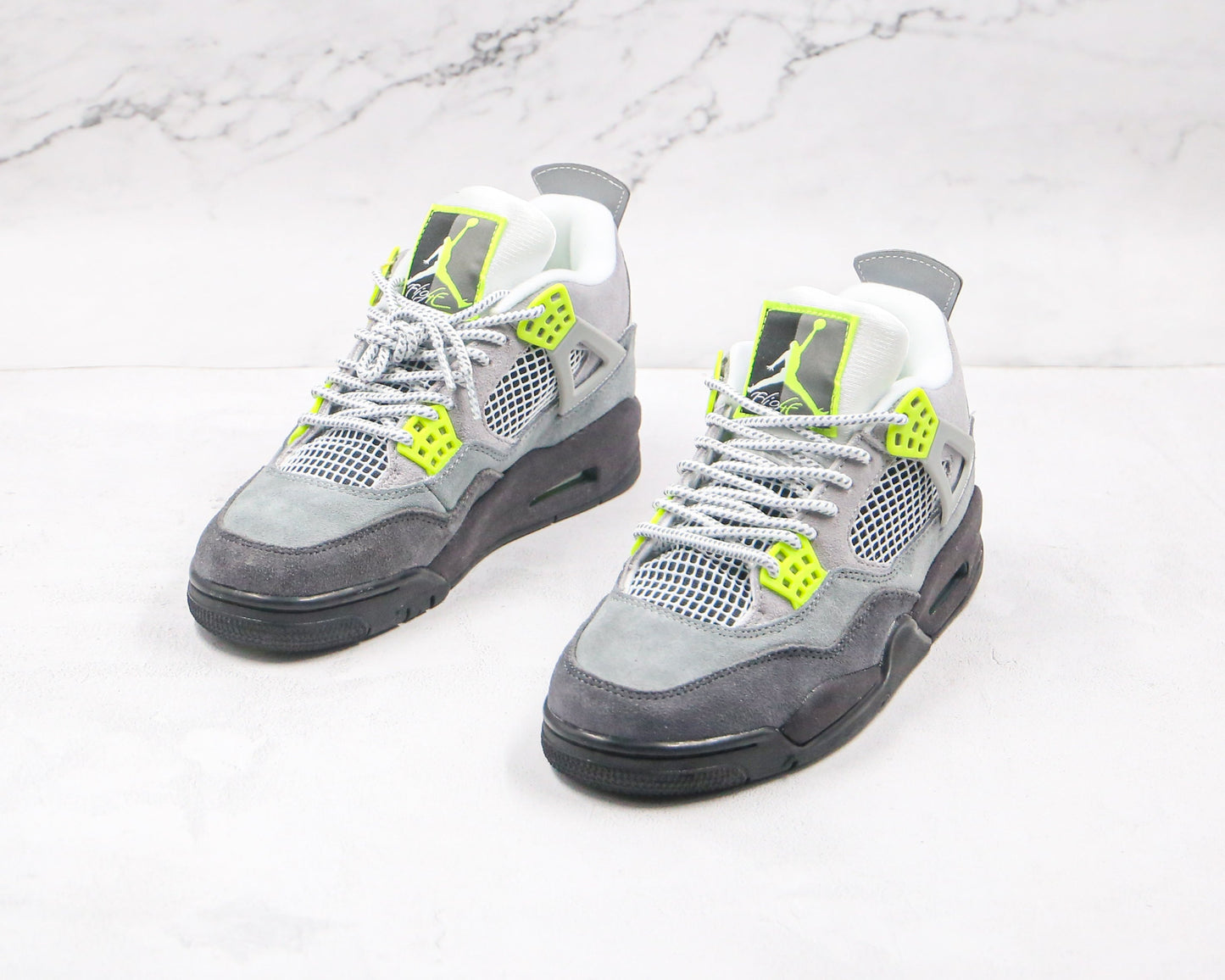 Tênis Air Jordan 4 Retro "SE 95 Neon"