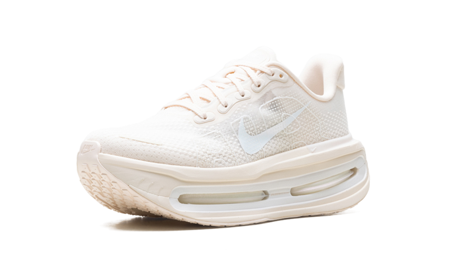 Nike Vomero Premium "Chalk"