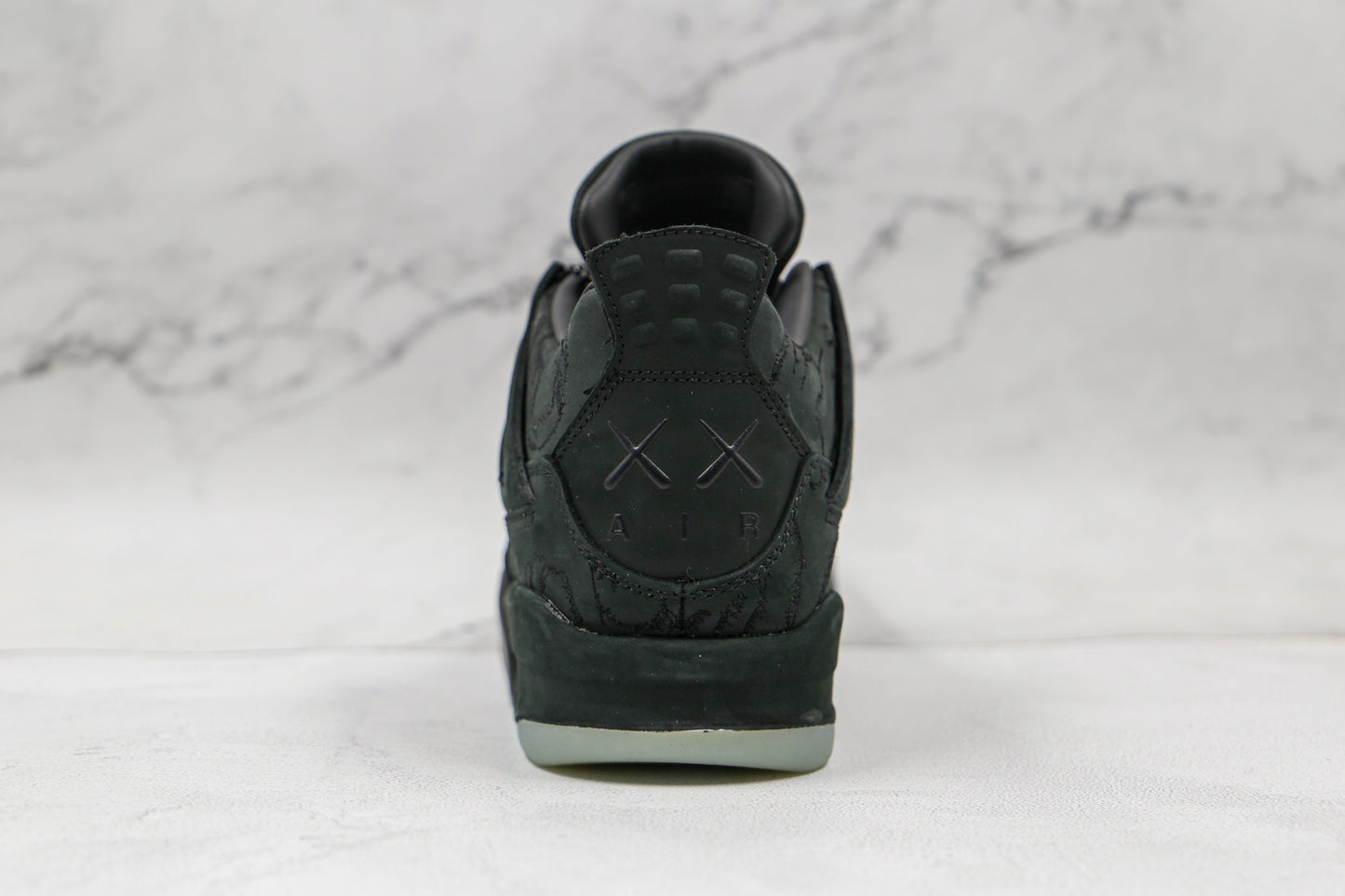 Tênis Air Jordan 4 Retro "Kaws Black"
