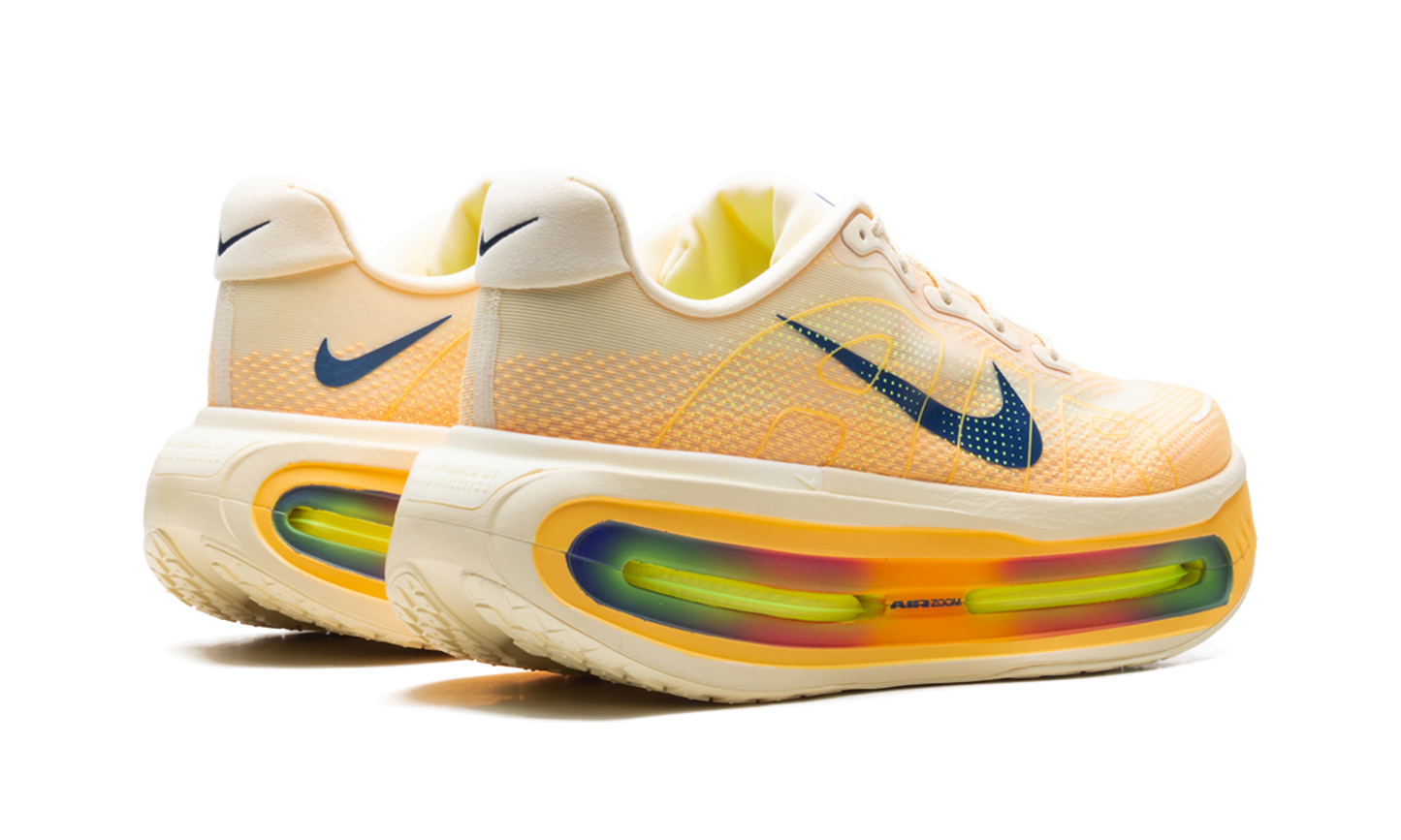 Nike Vomero Premium "Alabaster"