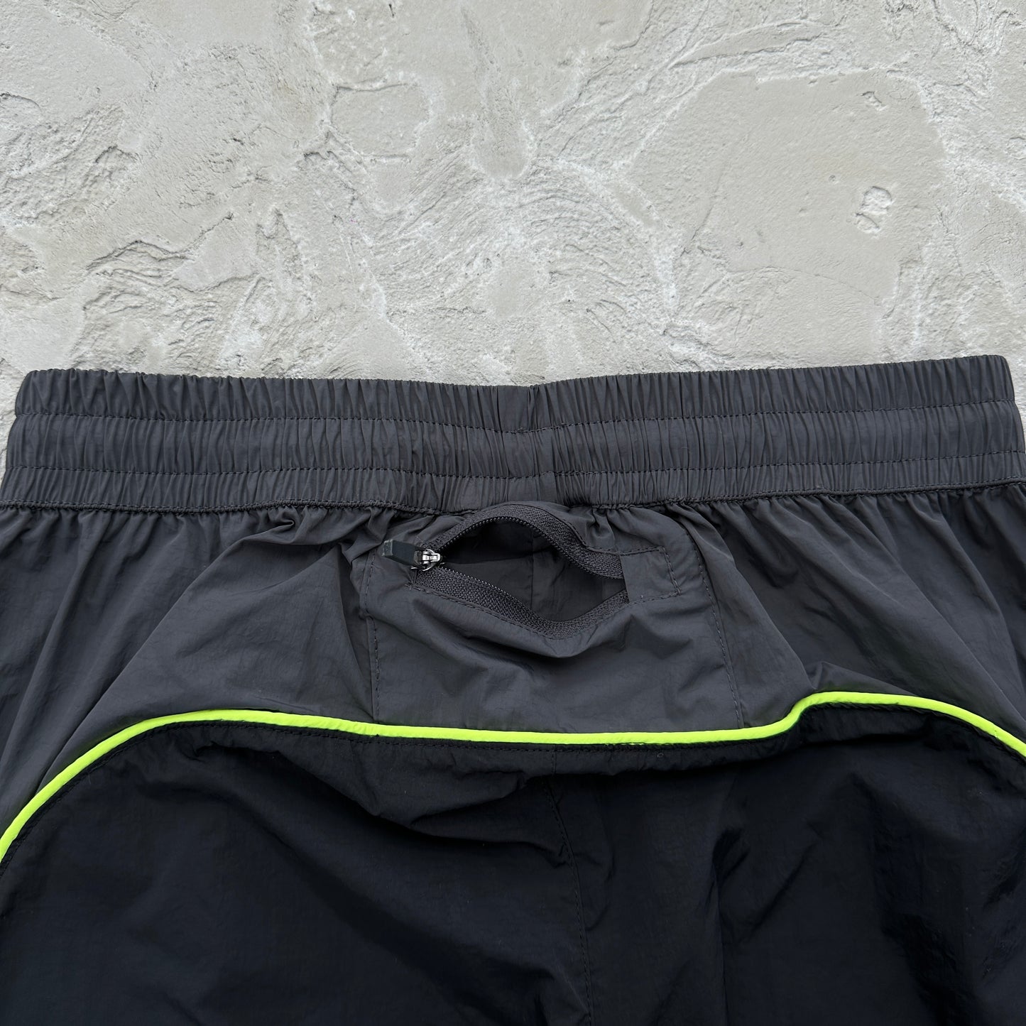 Conjunto Corta Vento SYNA World Preto e Verde