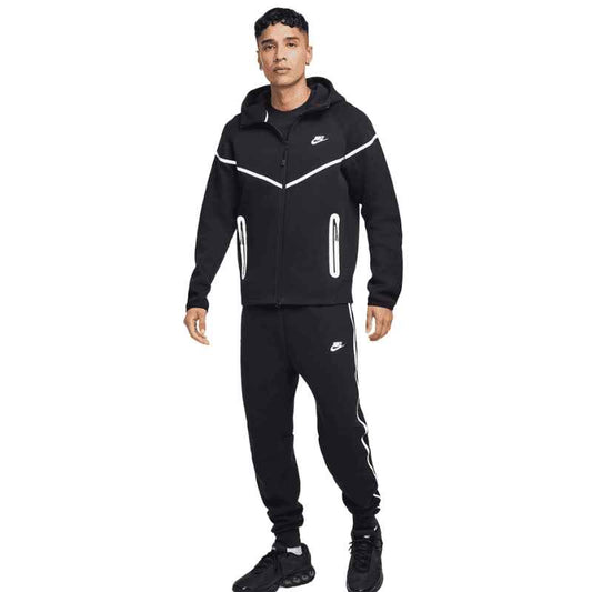Conjunto Nike Tech Fleece Preto Refletivo