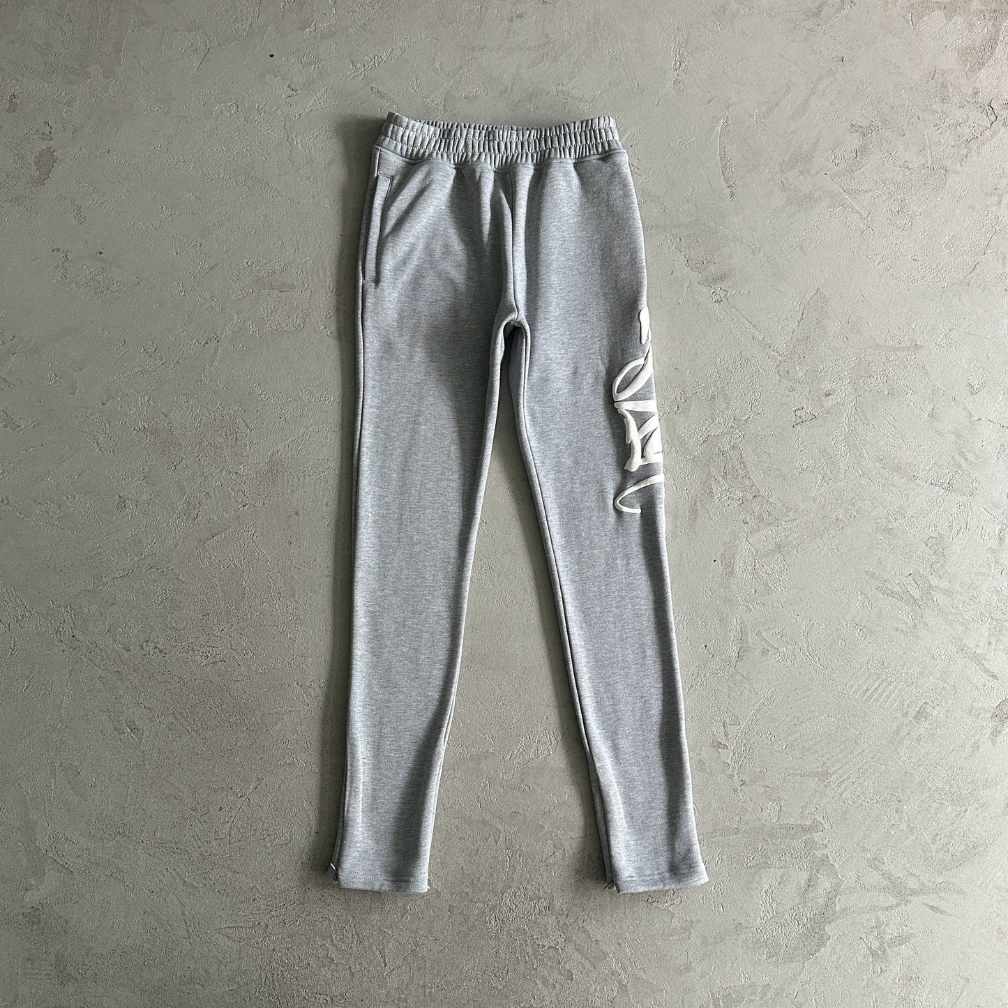 Conjunto SYNA World Cinza
