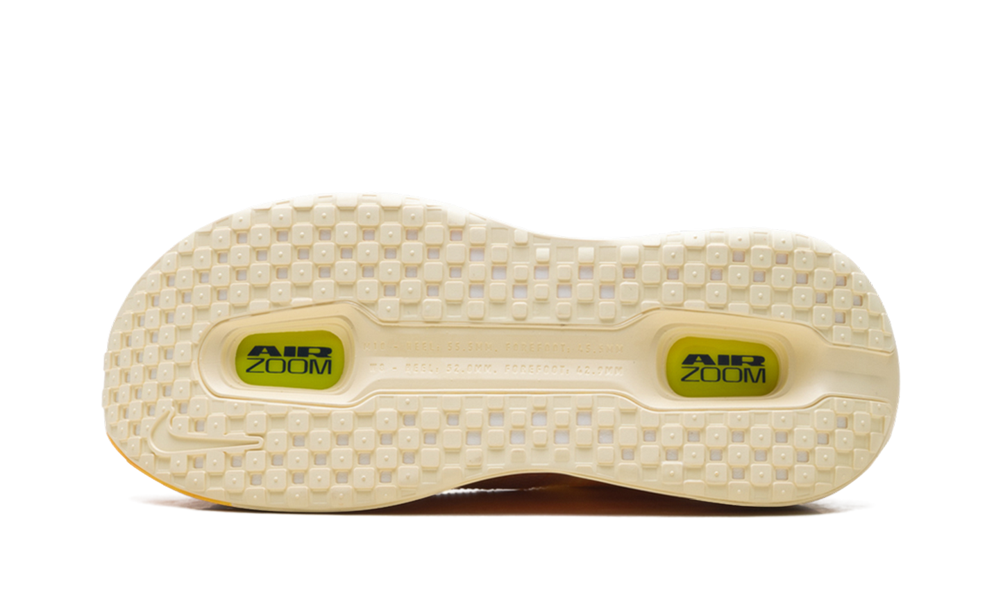 Nike Vomero Premium "Alabaster"