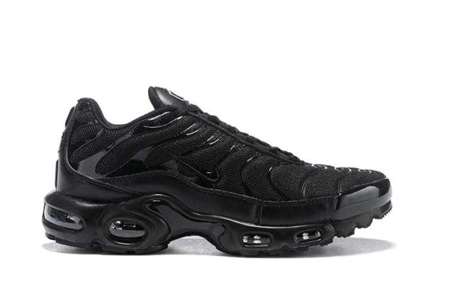 Air Max Plus 1 "Triple Black"