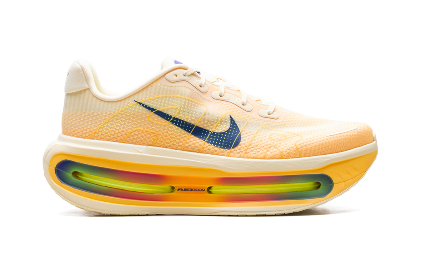Nike Vomero Premium "Alabaster"