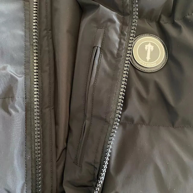 Jaqueta Trapstar Irongate Detachable Hood Preta