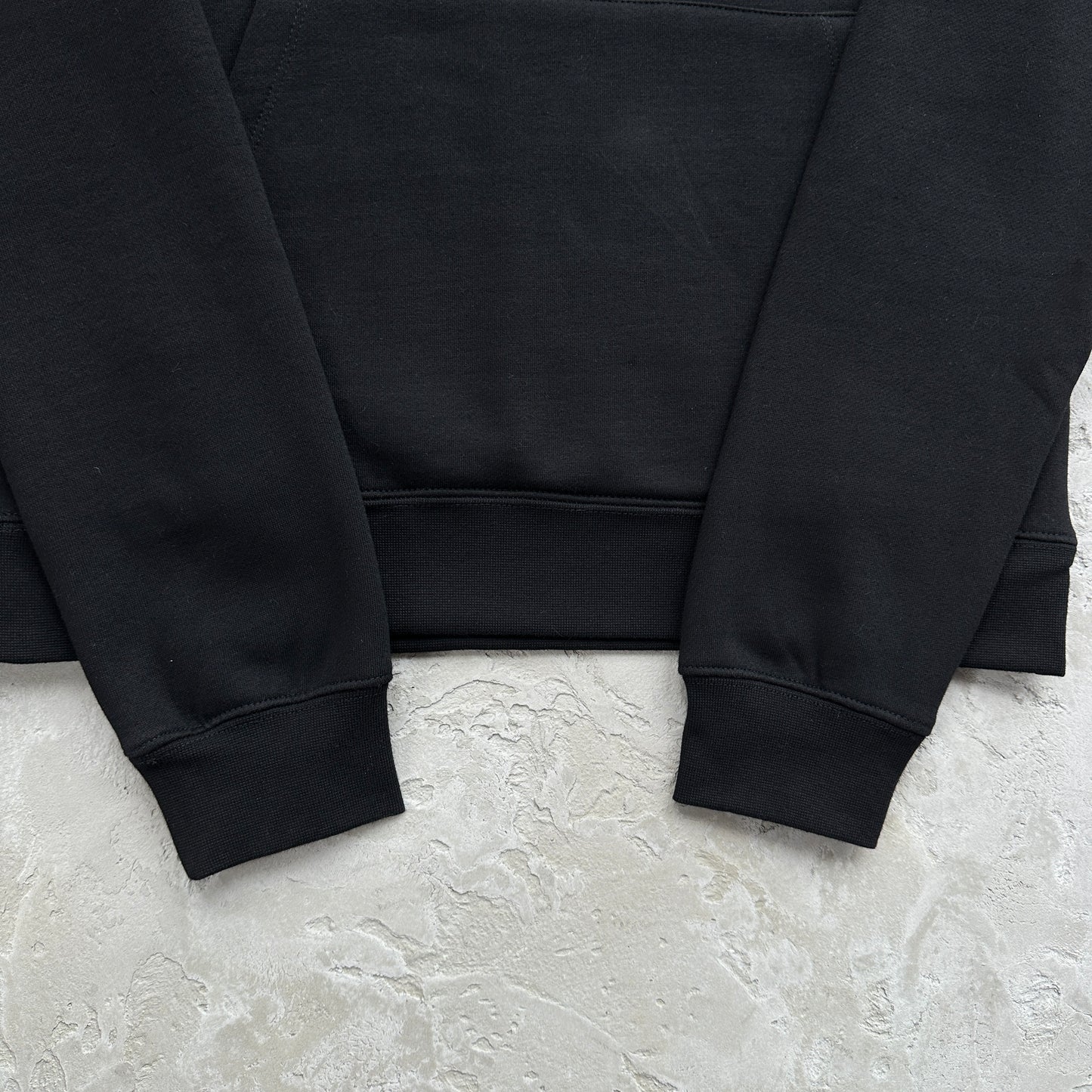 Conjunto SYNA WORLD Preto e Bronze