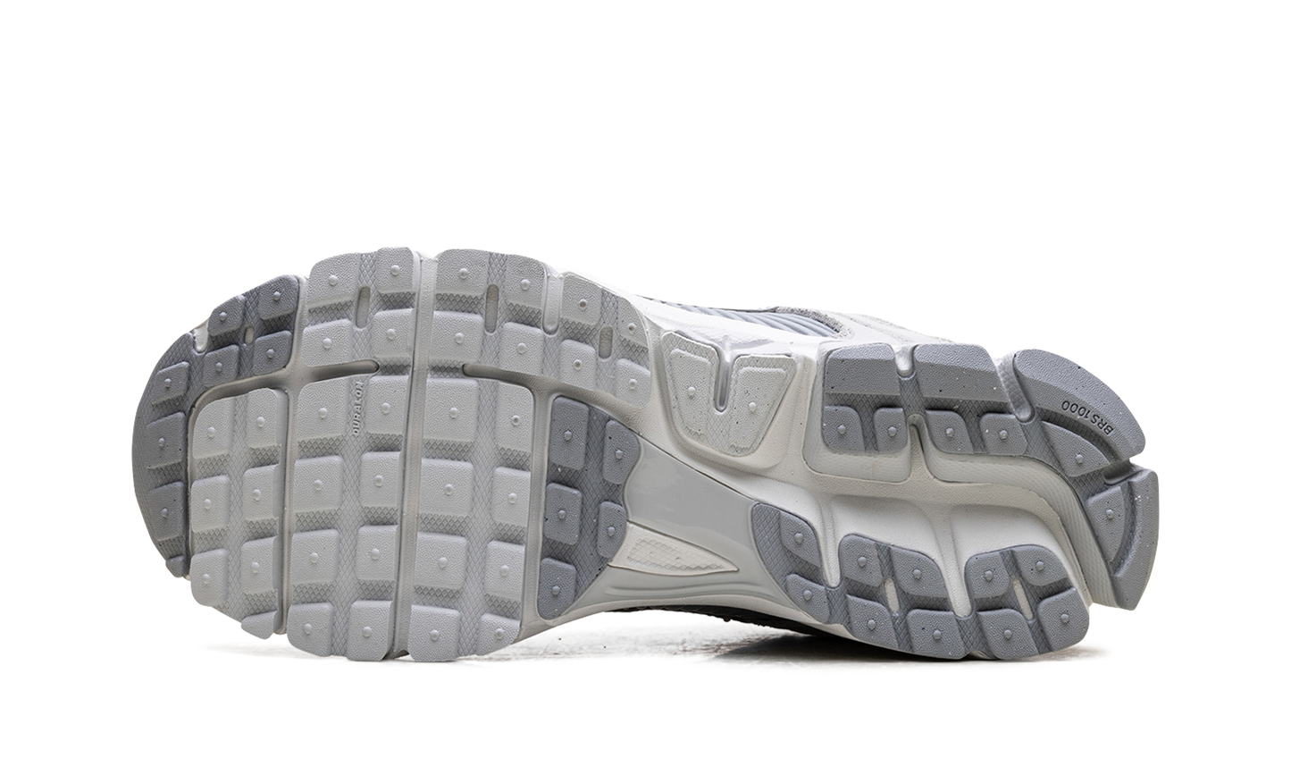 Nike Zoom Vomero 5 WMNS "Pure Platinum"