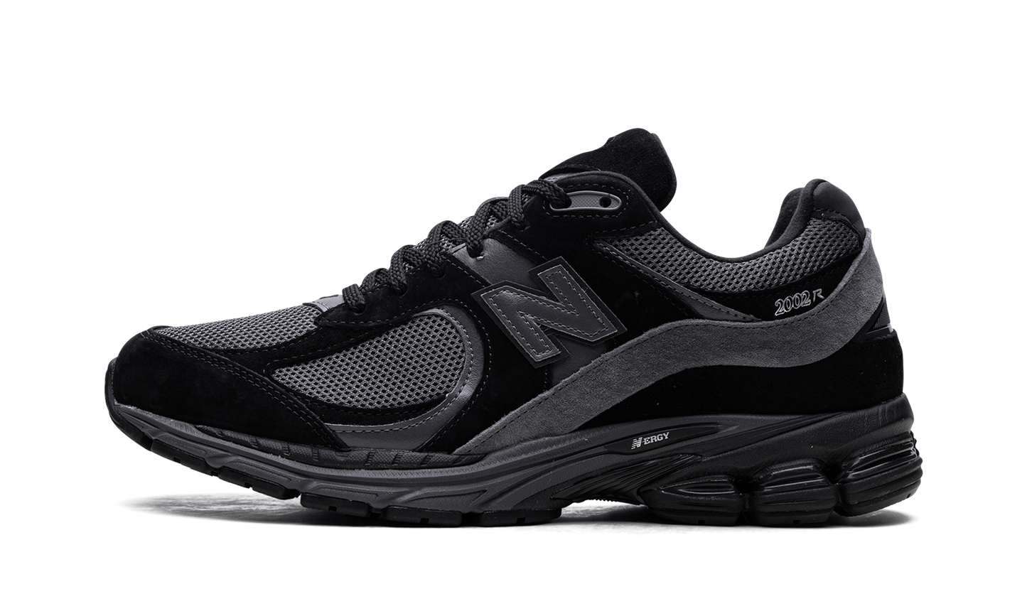 2002R "Black Magnet"