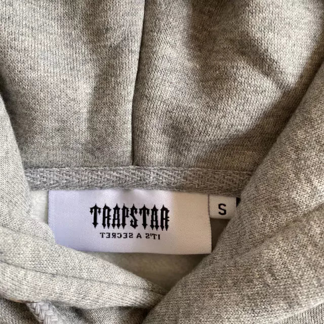 Conjunto Trapstar Chenille Decoded Cinza/Laranja